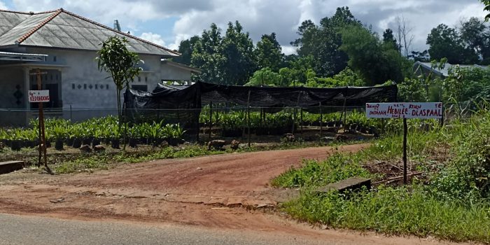 Warga Gang Kedondong Toboali Protes, pasang Sepanduk “Minta diaspal”