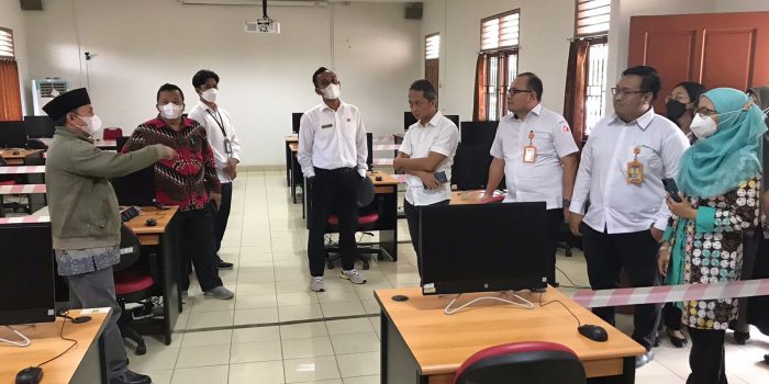 56 Peserta Calon Anggota Bawaslu Bangka Belitung Mengikuti Seleksi Test Tertulis dan Test Psikologi