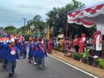 Wabup Debby Semangati Peserta Pawai Baris Indah Desa Keposang