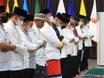 Gubernur Lampung Arinal Djunaidi Bersama Wagub Chusnunia Chalim Shalat Ied Idul Adha 1443 H di Rumdis 