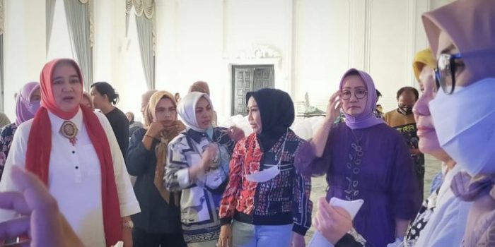 Riana Sari Arinal Ketua Dekranasda Lampung Tinjau Persiapan Pelaksanaan Malam Nusantara