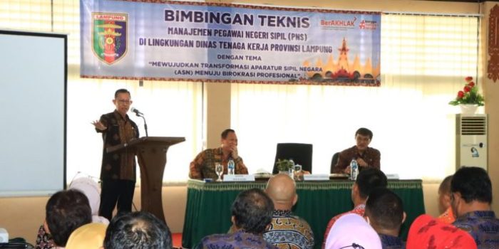 Sekda Provinsi Lampung Buka Bimtek ASN di Lingkungan Disnaker