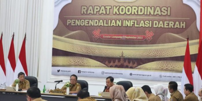 Gubernur Arinal Djunaii Pimpin Rapat Persiapan Antisipasi Dampak Inflasi