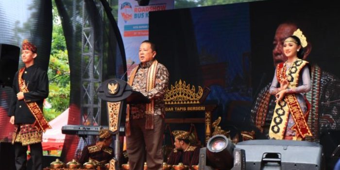 Pembukaan Roadshow BUS KPK 2022 di Mall Transmart Balam Dihadiri Gubernur Lampung