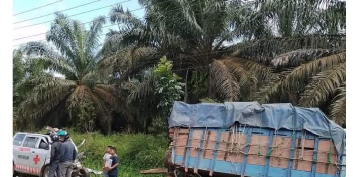 Ambulance VS Truk di Ujung Desa Ranggas, 1 Orang Meninggal Dunia