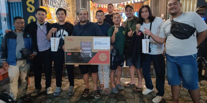 Agung Rismauwan Mendapatkan Hadiah Utama Pada Dolores Supporter Piala Dunia di Musong Coffe