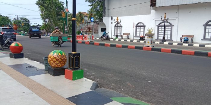 API Basel Pertanyakan Kualitas dan Kuantitas Hiasan Bola Himpang Lima
