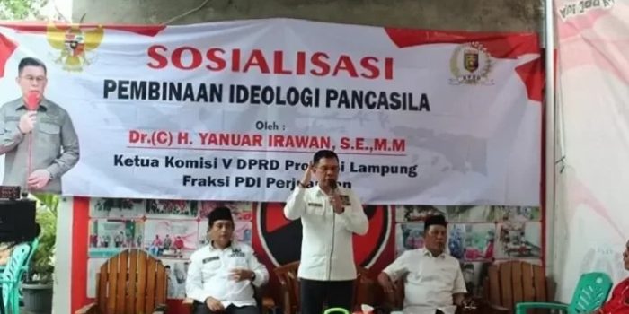 Hi. Yanuar Irawan Ketua Komisi V DPRD Prov Lampung Gelar Sosialisasi PIP di Kab Tanggamus 