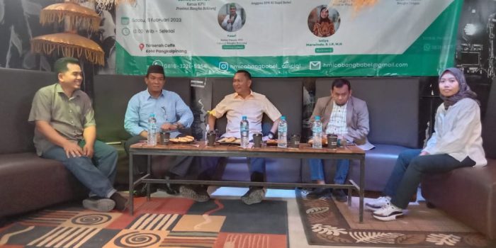 Fahlevi Syahrun Ketua MD KAHMI Bangka Tengah Menjadi Narasumber dalam Acara Diskusi Publik