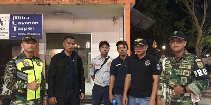 Babinsa Koramil 432-01 dan Dishub Basel Amankan Kawasan Himpang Lima Toboali