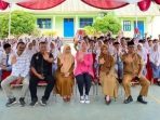 Lesty Putri Utami Anggota DPRD Prov Lampung  Sosper No 19 di SMAN 1 Bakauheni