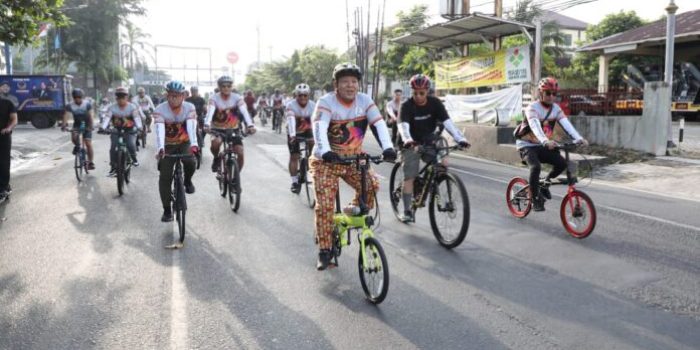 Peringati HUT ke-59 Provinsi Lampung Gelar Sepeda Santai