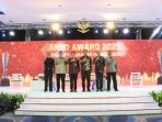 Wamendagri RI Berikan Penghargaan APBD Award pada Gubeenur Lampung 