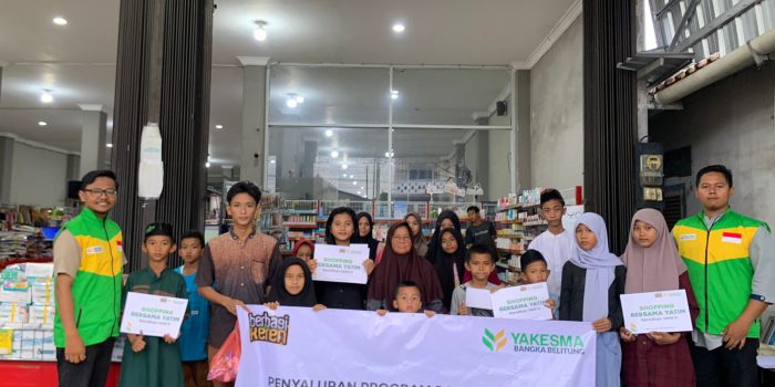 Yakesma Basel Ajak Anak Yatim di Toboali Berbelanja