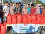 Keluarga Besar X- TREME BAR Berbagi Takjil di Bulan Suci Ramadhan