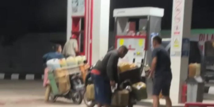 Isi BBM ke Jeriken, Pihak SPBU 24.331.154 Simpang Bukit Toboali Masih Bungkam