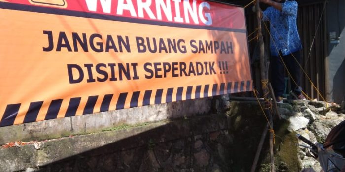 Awas… Kedapatan Buang Sampah di Pasar Pagi Pangkalpinang Bisa Didenda 5 Juta Rupiah