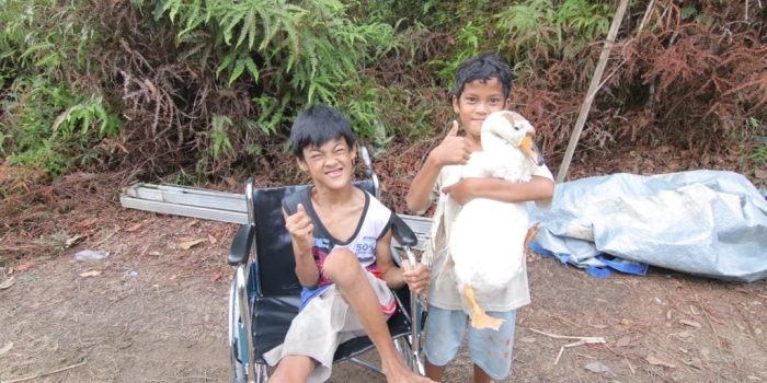 Fadhil Akhirnya Punya Kursi Roda Baru