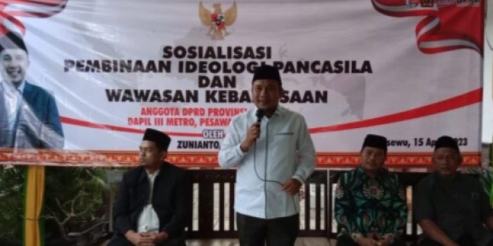 Zunianto Anggota DPRD Lampung Gelar  Sosialisasi PIP di Pekon Sumberagung 