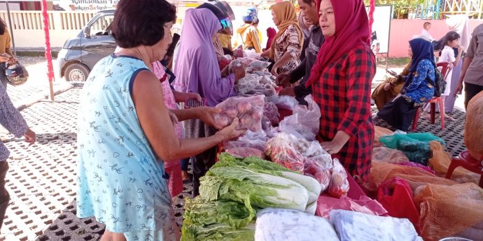 TPID Basel Bekerjasama dengan Bulog Gelar Operasi Pasar Murah dan Pasar Tani