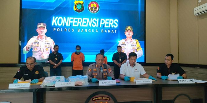Polres Babar Gelar Konferensi Pers Kasus Pencabulan Anak di Bawah Umur