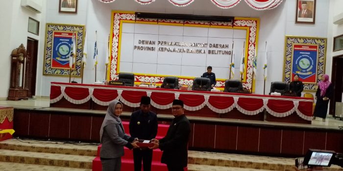 Pj Gubernur Suganda Sampaikan 3 Raperda kepada DPRD Provinsi Kep. Babel 