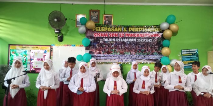 SDN 52 Air Hitam Adakan Pelepasan dan Penyerahan Siswa Siswi kelas VI