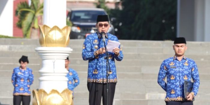 Ir. Fredy Inspektur Provinsi Lampung Wakili Gebernur Jadi Pembina Upacara