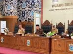 Abang Hertza Pimpin Rapat Paripurna IX Masa Persidangan III DPRD Pangkalpinag