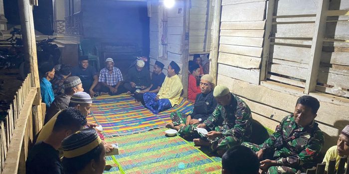 Tingkatkan Imtaq dan Ukhuwah Islamiah, Satgas TMMD Hadiri Yasinan Rutin