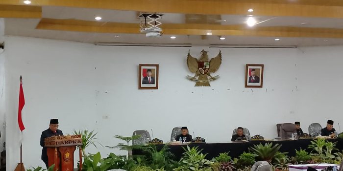 Rapat Paripurna DPRD Bangka Tentang Pertanggungjawaban Belanja Daerah Tahun Anggaran 2022 dan Penyampaian Usulan Bupati Bangka