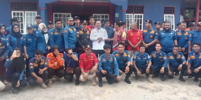 Bupati Basel Berikan Santunan dan Silahturahmi Bersama Unit Damkar