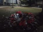 Banyak Sampah Berserakan di Wilhelmina Park Pangkalpinang, Petugas Kebersihan DLH: Tolonglah Sampahnya Jangan Dibiarkan