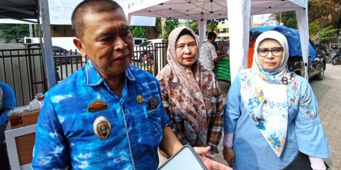 Bangkit Haryo Utomo Sekda Kota Metro Monitoring pelaksanaan Semarak Bazar