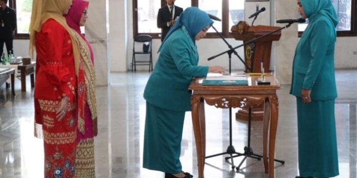 Riana Sari Arinal Ketua TP PKK Provinsi Lampung Melantik Ketua TP PKK Tanggamus
