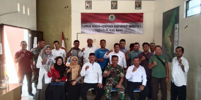 Kodim 0432/Basel Ajak Masyarakat Desa Gadung Cinta Tanah Air 