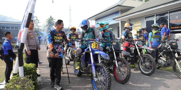 Ratusan Rider Trail Babel Jajal Kemampuan di Even “Trabas Besame”