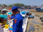 Personel Sat Polairud Polres Bangka Barat Patroli Rutin dan Mengajak Masyarakat Ciptakan Situasi Aman dan Damai