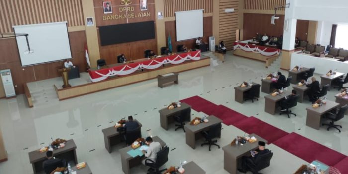 Wabup Debby Sampaikan Raperda APBD 2024