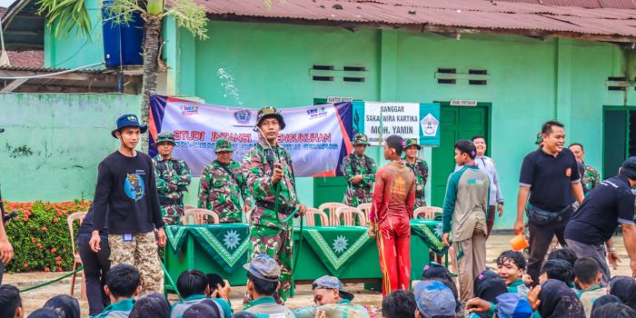 Anggota Koramil Latih Kedisiplinan SMK Muhammadiyah Sekampung Melalui Outbond