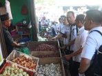 Sasar Pasar Pagi Pangkalpinang, Ditreskrimsus Polda Babel Kembali Lakukan Operasi Pasar