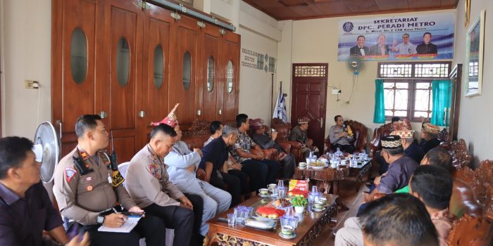 Jumat Curhat, Kapolres Berbincang Bersama Tokoh Adat Terkait Situasi Kamtibmas