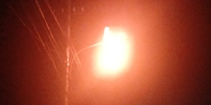 Box Lampu PJU di Sekitaran Masjid Attaqwa Air Itam Terbakar, Warga Panik