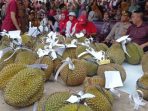 Pesta Makan Durian di Desa Nangka Potensi Tingkatkan Nilai Ekonomi Masyarakat