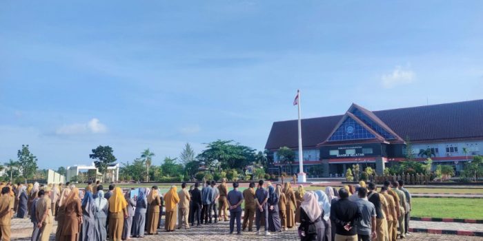 Pimpinan Upacara Harkitnas, Muhson Sampaikan Pesan Menkominfo