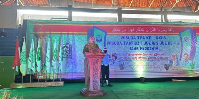 Hadiri Wisuda Santri TPA, Debby: Semoga Jadi Generasi Soleh dan Soleha