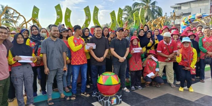 Pasukan Kuning dan Hijau Dapat Bonus dan Paket Daging Kurban dari Bupati Basel