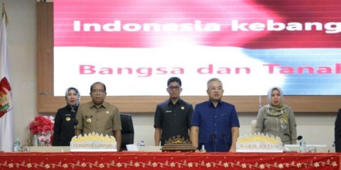 Pj Gubernur Samsudin Sampaikan Jawaban Pandangan Umum Fraksi DPRD Lampung