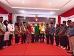 Didampingi Empat Ketua Partai Pendukung , Pasangan Hidayat Arsani dan Heliyana Optimis Menuju KPU Provinsi Bangka Belitung