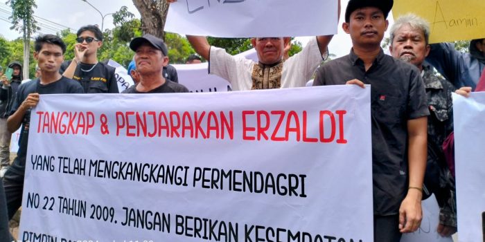 Demo Memanas di Kejati Babel, MABMI Desak Erzaldi Ditangkap
